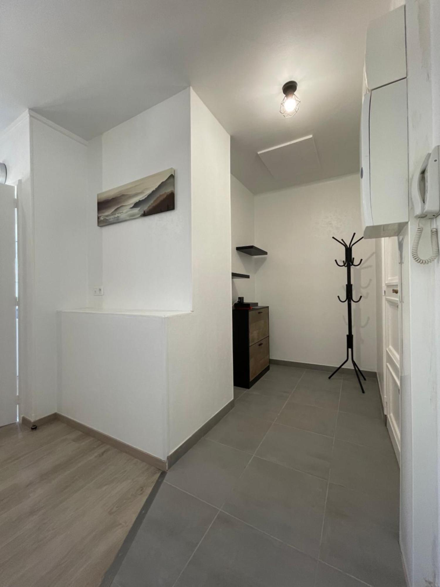 Appartement Renove Tout Equipe, Centre Ville, Proche De La Gare Et Commerce Flers  Zewnętrze zdjęcie