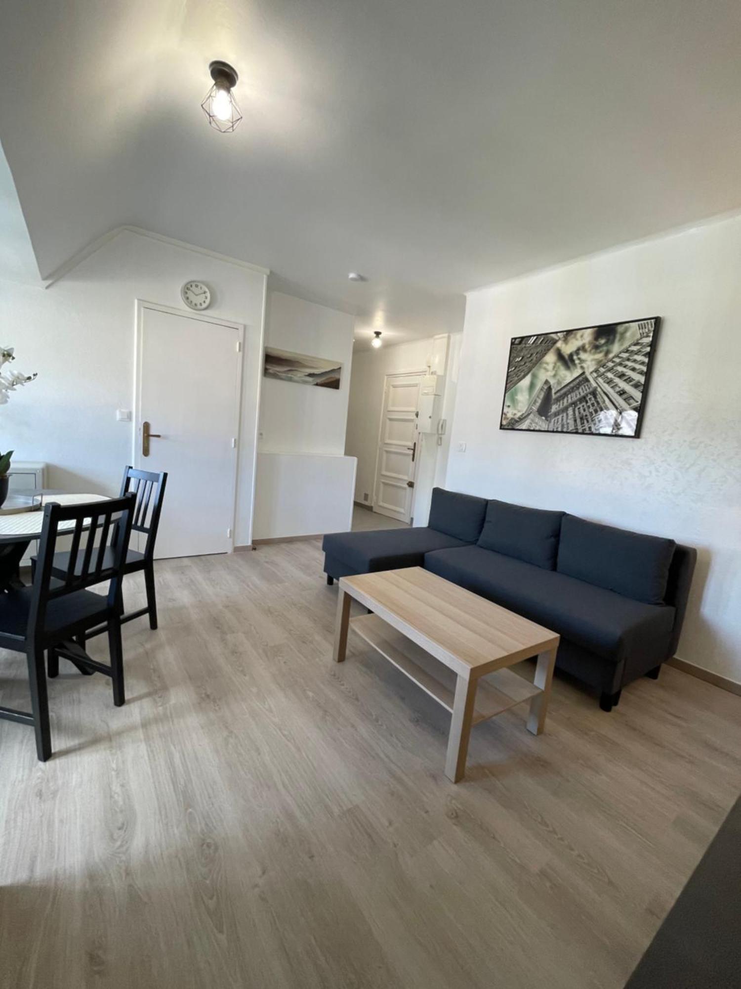 Appartement Renove Tout Equipe, Centre Ville, Proche De La Gare Et Commerce Flers  Zewnętrze zdjęcie